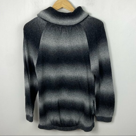 Urban Outfitters Wool Blend‎ Shacket Plaid Oversized Sweater Jacket Size Small - Picture 11 of 12